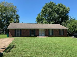 717 Rushmeade Rd #R, Jackson, TN 38305