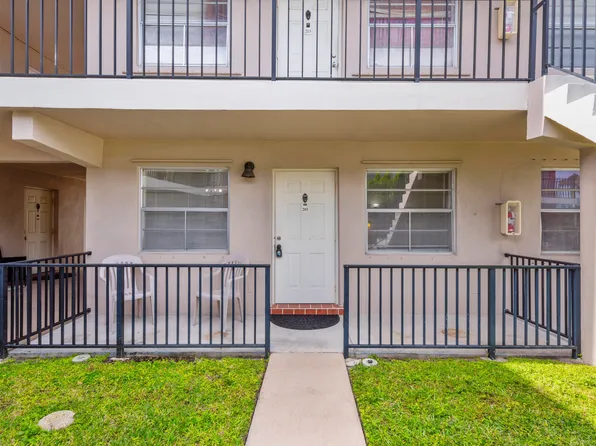 1230 Old Boynton Rd APT 203, Boynton Beach, FL 33426