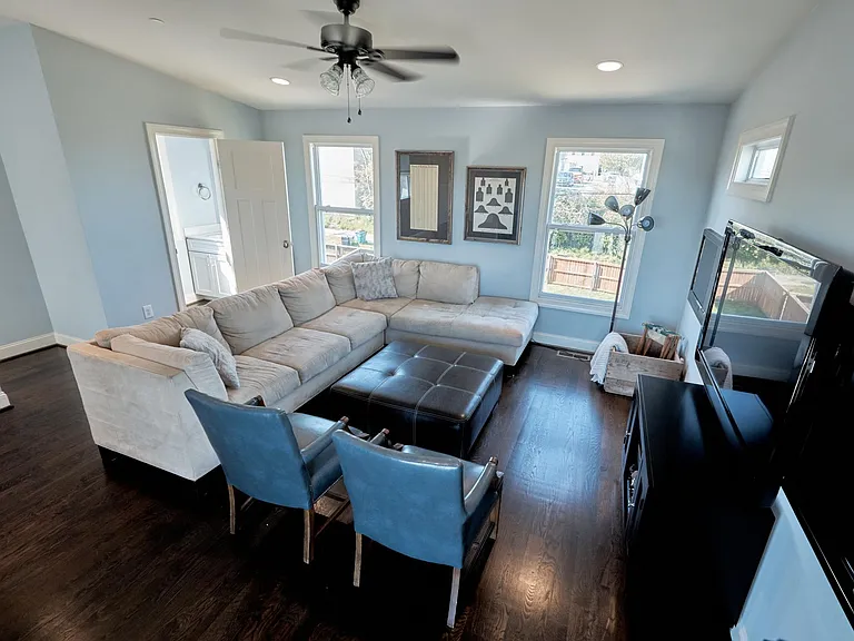 4510 Michigan Ave — Photo 17