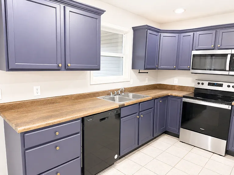 208 Jackal Dr — Photo 9