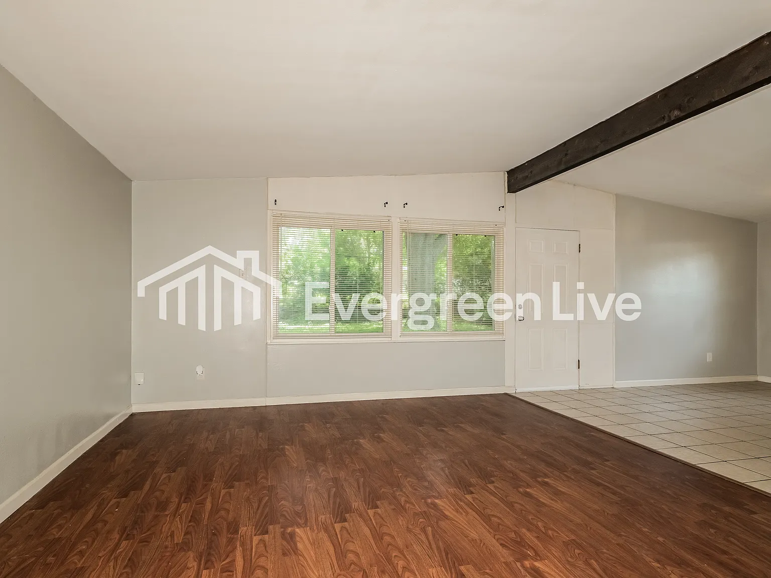 3 bed, 1.0 bath, 1148 sqft, $1,495 — Photo 2