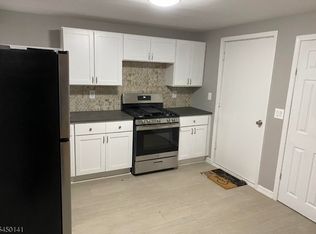 307 Jefferson Ave, Elizabeth, NJ 07201