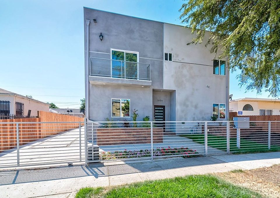 1st image of 1606 W 84th Pl