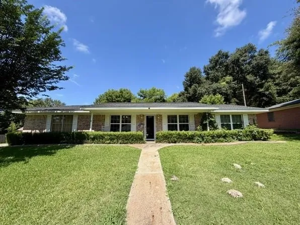 313 S Pecan St, White Oak, TX 75693