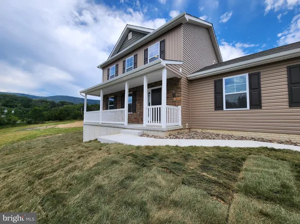 123 Hank Aaron Rd, Berkeley Springs, WV 25411