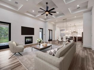 32648 Dobbin Huffsmith Rd, Magnolia, TX 77354