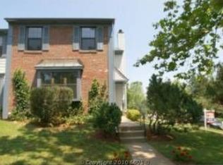 6014 Scarborough Commons Ln, Burke, VA 22015