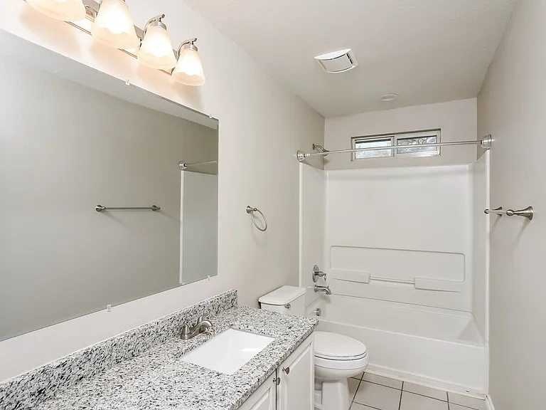 9202 Hilltop Crossing Dr — Photo 19