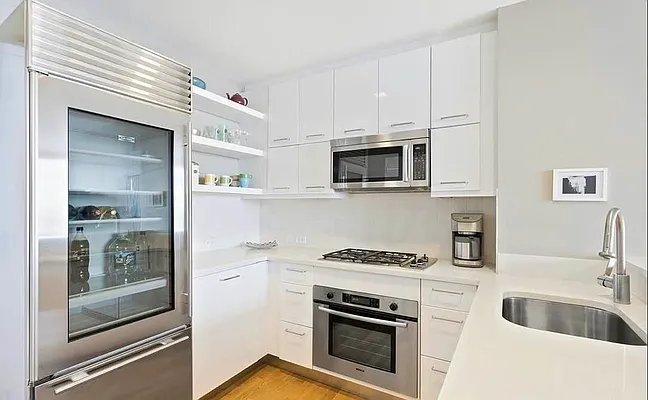 Rented by Compass | media 14