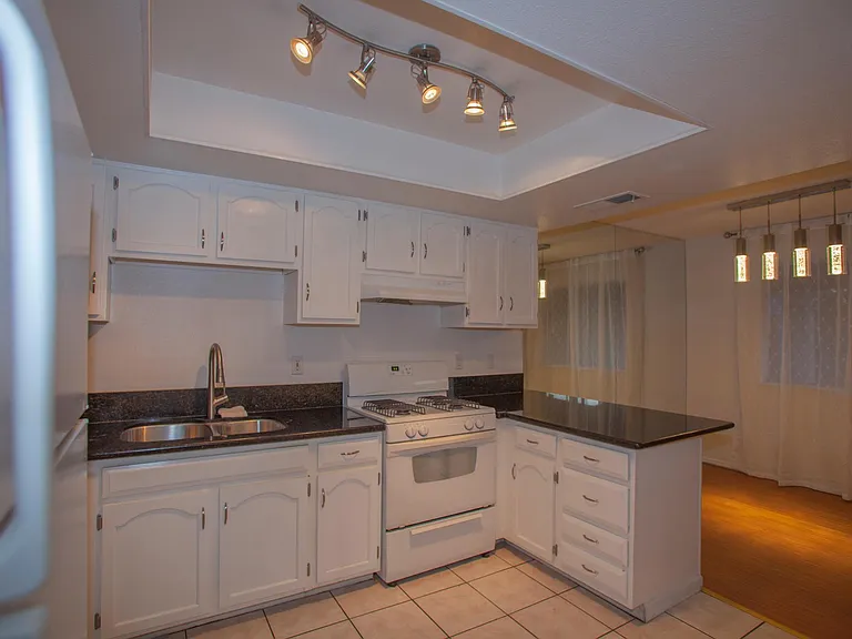 Kitchen with all appliances