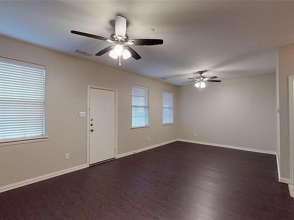 3rd image of 2533 Jacobson Dr