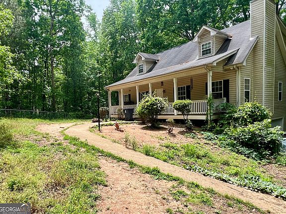 2nd image of 4745 Liberty Rd