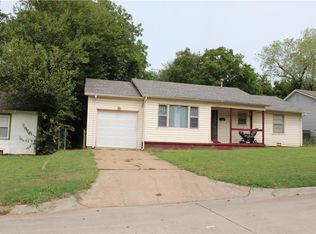 1009 Jasmine Ln, Midwest City, OK 73110
