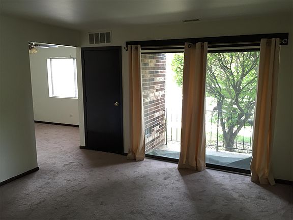 4th image of 9039 Lincoln Ct APT 101