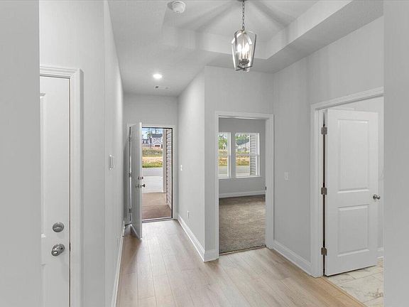 4th image of 1314 Newbern Drive #9C