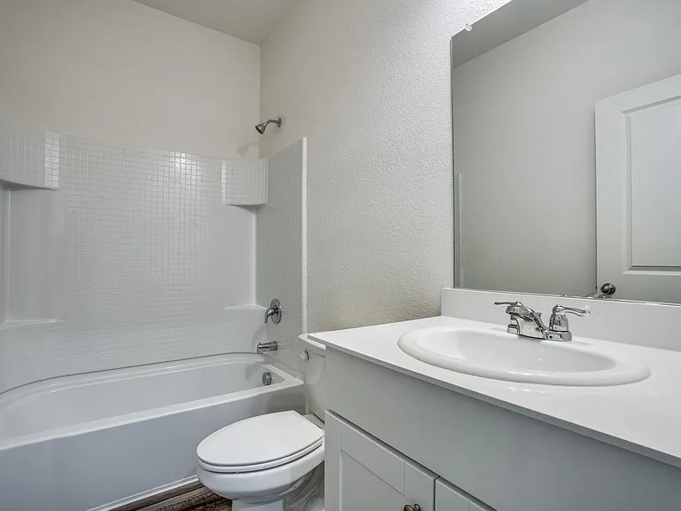 786 Wilshire Dr — Photo 16