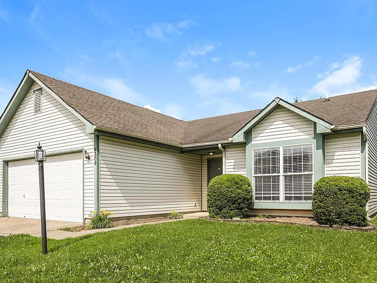 5309 Waterton Lakes Dr — Photo 3