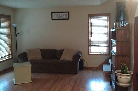 2nd image of 282 E Orchard Street