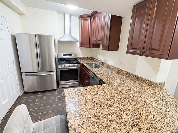 2nd image of 2817 N Clybourn Ave #G
