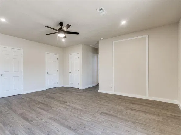 4205 NW 11th St, Oklahoma City, OK 73107