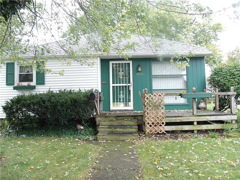 1524 N Kenmore Rd photo 1