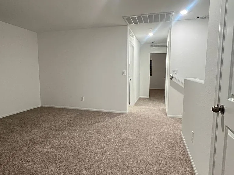 7668 Loftwood Ave — Photo 26