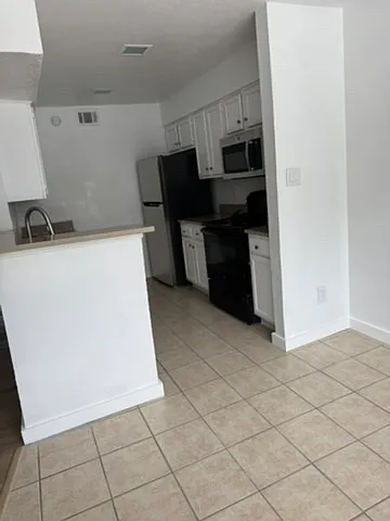 5418 Lakeview Pkwy #5418 — Photo 3