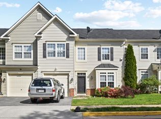 304 Quinton Oaks Cir, Stephens City, VA 22655