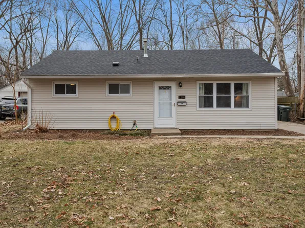 1201 E Pennsylvania Ave, Urbana, IL 61801