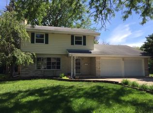 1714 Arden Pl, Joliet, IL 60435