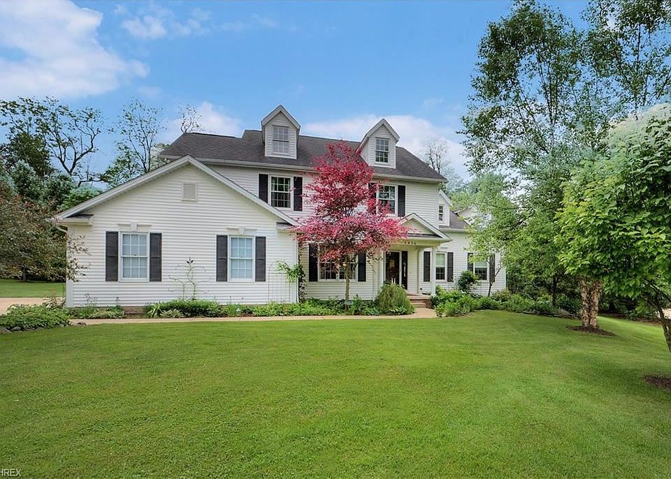 1st image of 8436 Evergreen Dr