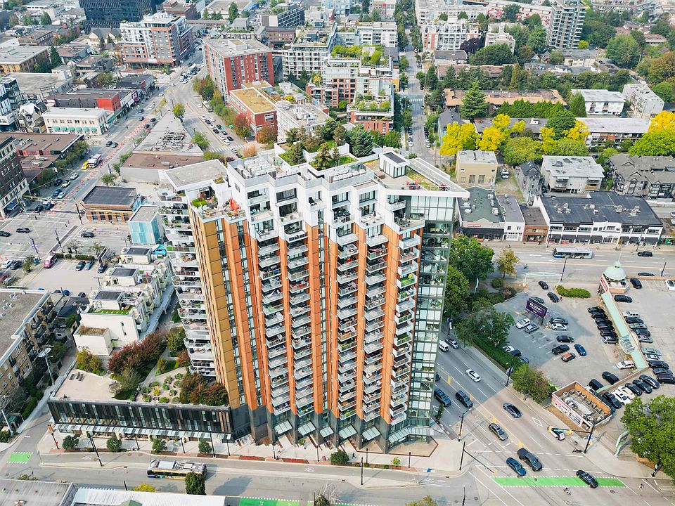 1st image of 285 E 10th Ave #1806