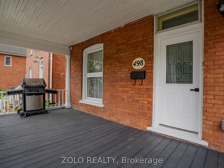 498 Charlotte St — Photo 3