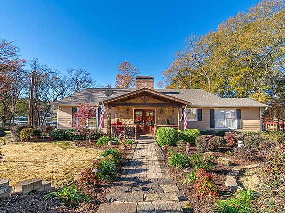 4th image of 17988 Sunshine Ln