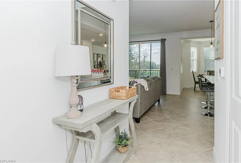 2 bed, 2.0 bath, 1154 sqft, $5,795 — Photo 3