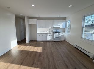15 Van Courtland Pl FLOOR 2, Ridgefield, NJ 07657