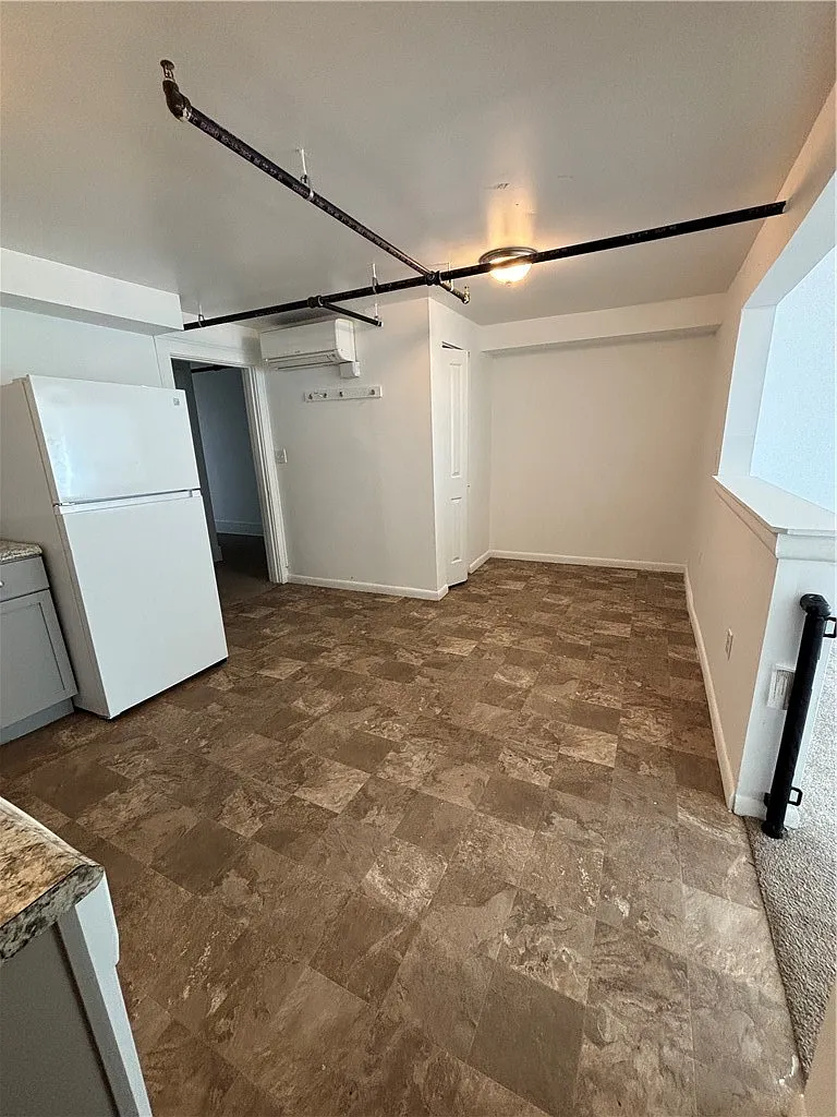 1 bed, $1,325 — Photo 3
