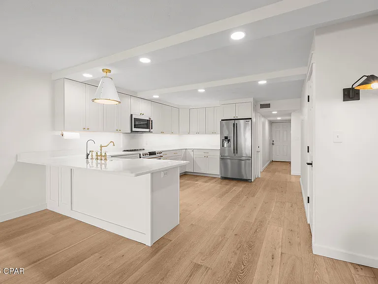 100 Cherry St #103 — Photo 11