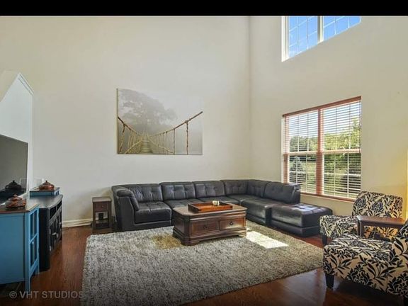 4th image of 791 Spencer Ln
