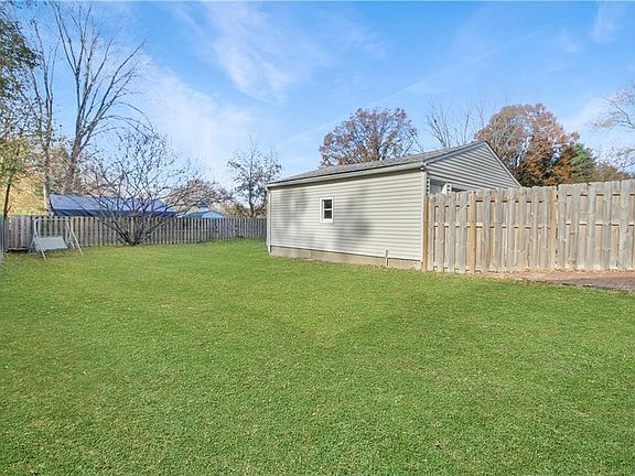 5th image of 2706 Tifft St