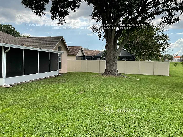 826 Walsingham Way — Photo 22