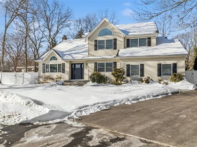 41 Locust Drive, Nesconset, NY, 11767