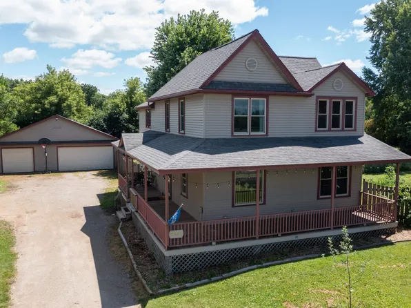 2443 E Wisconsin Ave, Appleton, WI 54911