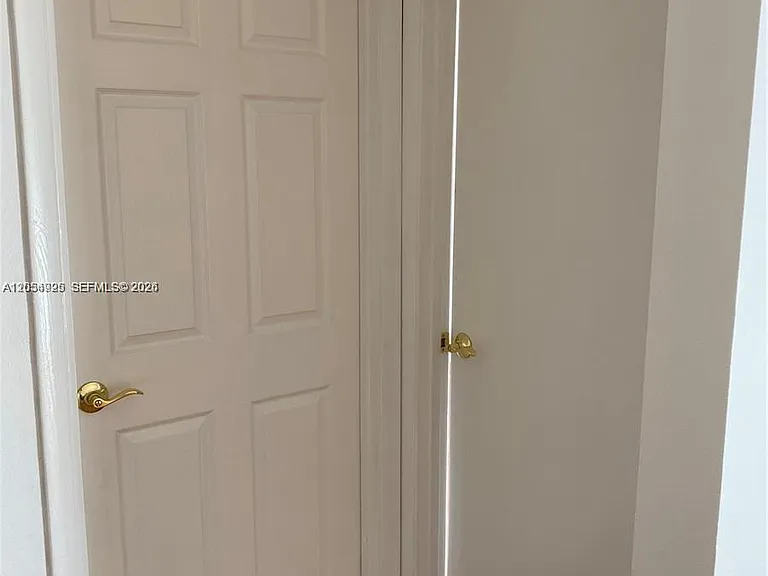 300 Palm Cir W #208 — Photo 12