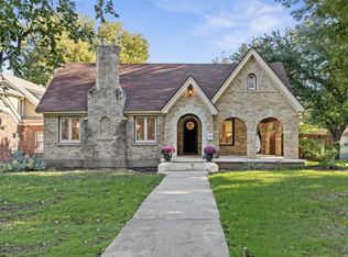 702 Ridgeway St, Dallas, TX 75214