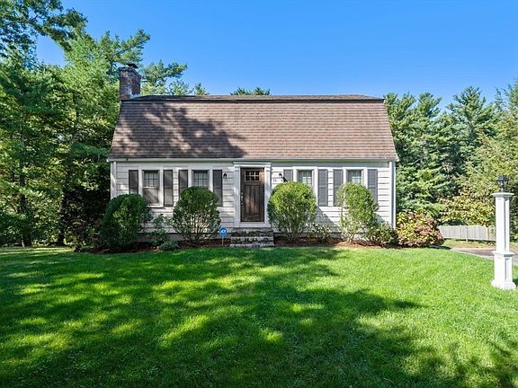 2nd image of 53 Lantern Ln