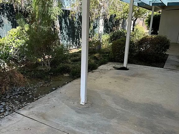 4th image of 3005 Summer Creek Ct