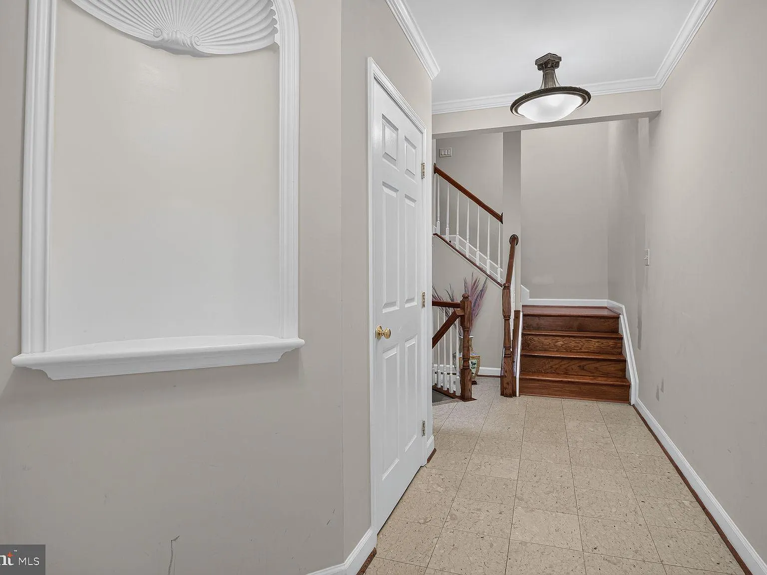 4 bed, 3.5 bath, 3196 sqft, $5,995 — Photo 3