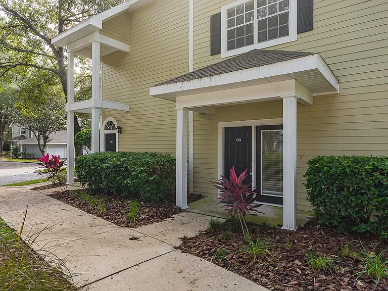 10000 SW 52nd Ave #Q99 — Photo 2