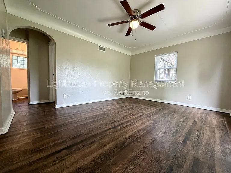 2449 Hillside Dr NW — Photo 6